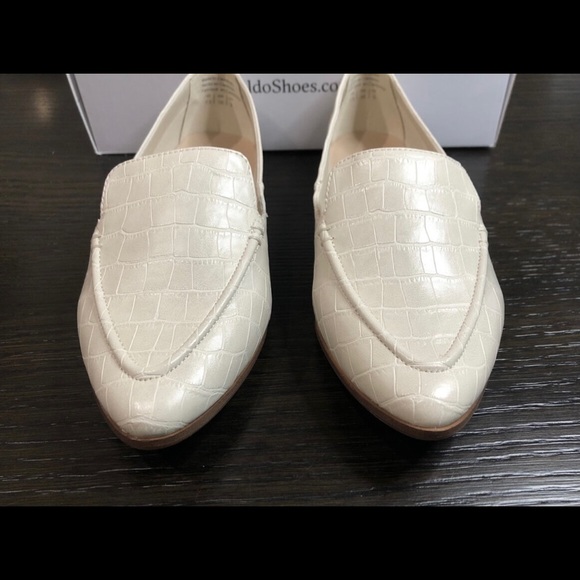 NEW Aldo Cadiella Embossed Faux Snakeskin Flats - Picture 2 of 6